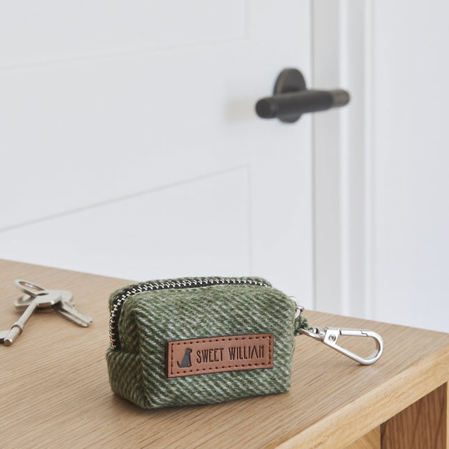 Sweet William Tweed Poo Bag Holder